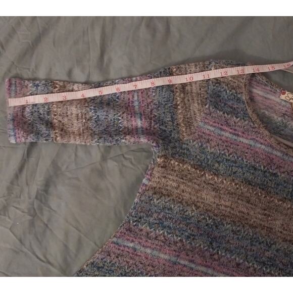 Multicolor Zigzag Stripe High Low Tunic Shirt, 3/4 Sleeve, Speechless Size Small - Picture 7 of 7